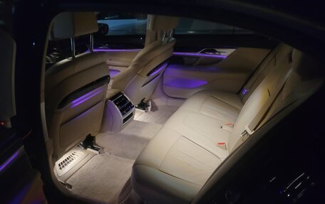 BMW 7 серия, 2018 год, 3 700 000 рублей, 2 фотография