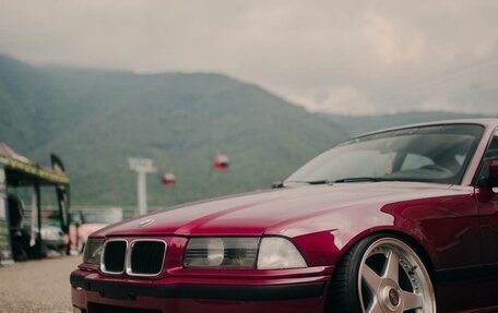 BMW 3 серия, 1993 год, 2 000 000 рублей, 7 фотография