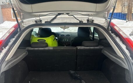 Ford Focus II рестайлинг, 2007 год, 300 000 рублей, 21 фотография