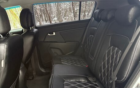 KIA Sportage III, 2012 год, 950 000 рублей, 10 фотография