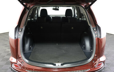 Toyota RAV4, 2018 год, 2 450 000 рублей, 10 фотография