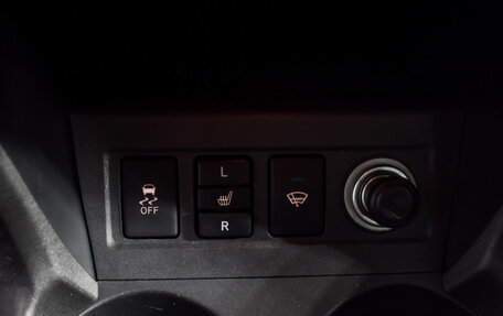 Toyota RAV4, 2011 год, 1 350 000 рублей, 18 фотография