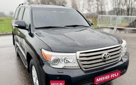 Toyota Land Cruiser 200, 2012 год, 3 095 000 рублей, 3 фотография