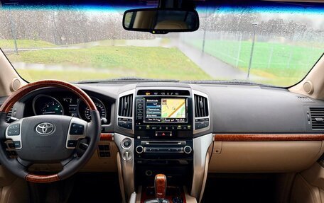 Toyota Land Cruiser 200, 2012 год, 3 095 000 рублей, 10 фотография