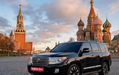 Toyota Land Cruiser 200, 2012 год, 3 095 000 рублей, 18 фотография