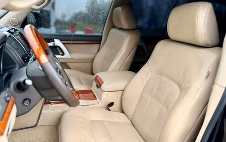 Toyota Land Cruiser 200, 2012 год, 3 095 000 рублей, 37 фотография