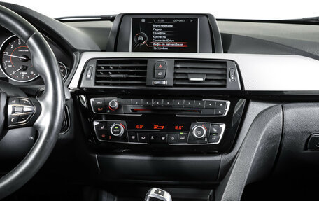 BMW 3 серия, 2017 год, 2 997 000 рублей, 14 фотография