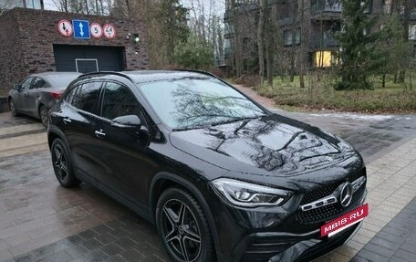 Mercedes-Benz GLA, 2020 год, 4 250 000 рублей, 3 фотография