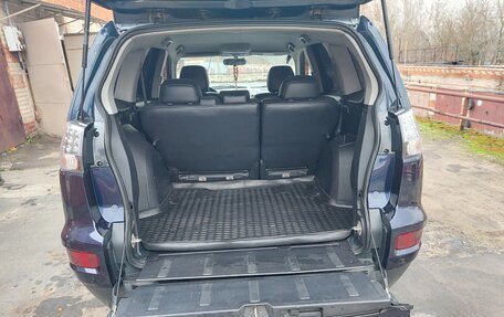 Mitsubishi Outlander III рестайлинг 3, 2010 год, 1 000 000 рублей, 13 фотография