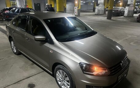 Volkswagen Polo VI (EU Market), 2016 год, 1 200 000 рублей, 38 фотография
