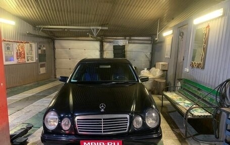 Mercedes-Benz E-Класс, 1999 год, 559 999 рублей, 1 фотография