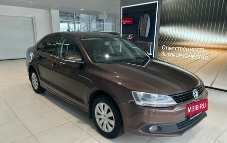 Volkswagen Jetta VI, 2014 год, 749 000 рублей, 3 фотография