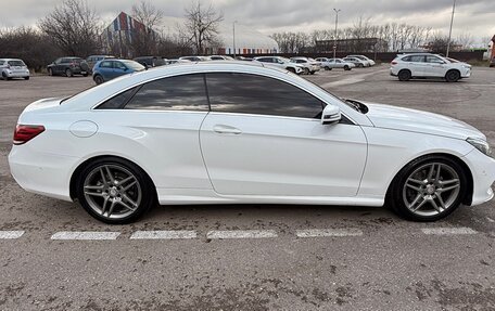 Mercedes-Benz E-Класс, 2014 год, 1 690 000 рублей, 3 фотография