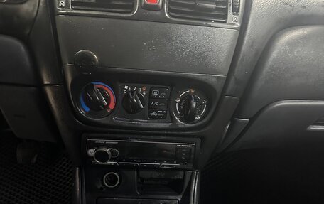 Nissan Almera, 2004 год, 360 000 рублей, 23 фотография