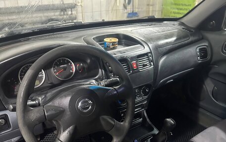 Nissan Almera, 2004 год, 360 000 рублей, 21 фотография