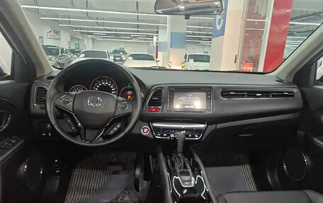 Honda Vezel, 2015 год, 1 535 069 рублей, 9 фотография