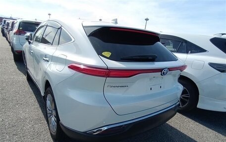 Toyota Harrier, 2021 год, 5 500 000 рублей, 3 фотография