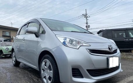 Toyota Ractis II, 2014 год, 880 000 рублей, 2 фотография