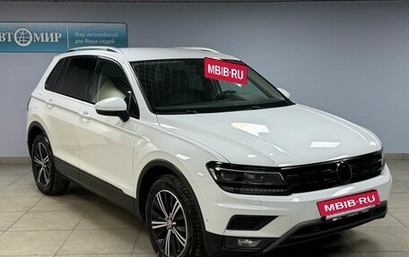 Volkswagen Tiguan II, 2017 год, 2 650 000 рублей, 3 фотография