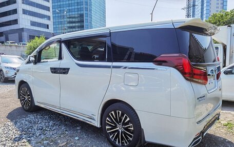 Toyota Alphard III, 2018 год, 4 300 000 рублей, 3 фотография
