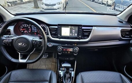 KIA Stonic, 2019 год, 1 340 001 рублей, 10 фотография