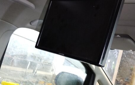 Toyota Vellfire I, 2010 год, 2 500 000 рублей, 15 фотография