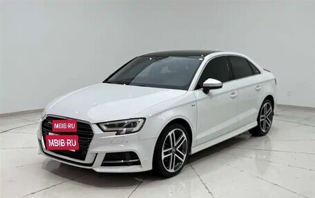 Audi A3, 2018 год, 1 550 000 рублей, 5 фотография