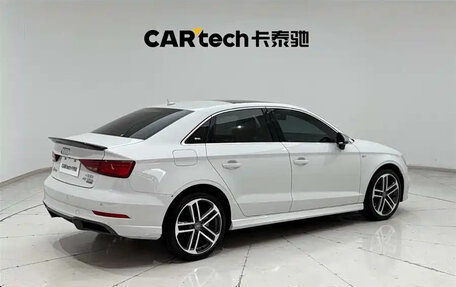 Audi A3, 2018 год, 1 550 000 рублей, 11 фотография