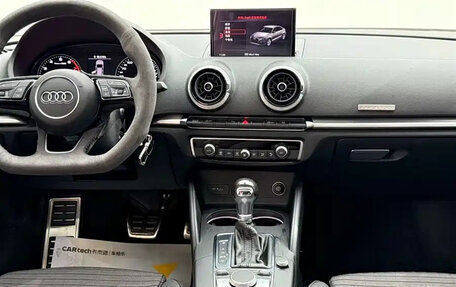 Audi A3, 2018 год, 1 550 000 рублей, 23 фотография