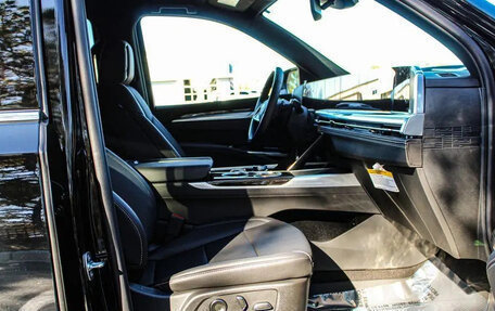 Cadillac Escalade V, 2025 год, 15 808 000 рублей, 10 фотография