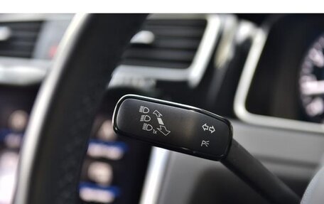 Volkswagen Golf VII, 2017 год, 1 210 111 рублей, 12 фотография