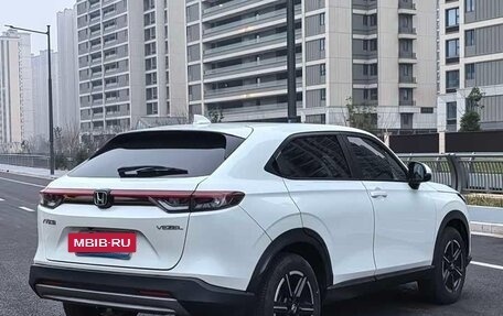 Honda Vezel, 2023 год, 1 986 000 рублей, 4 фотография