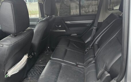 Mitsubishi Pajero IV, 2015 год, 3 600 000 рублей, 5 фотография