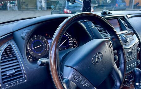 Infiniti QX56, 2013 год, 2 299 000 рублей, 9 фотография