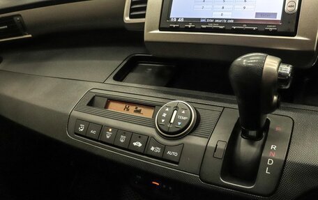 Honda Freed I, 2013 год, 1 249 000 рублей, 16 фотография