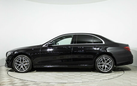 Mercedes-Benz E-Класс, 2019 год, 3 675 000 рублей, 8 фотография