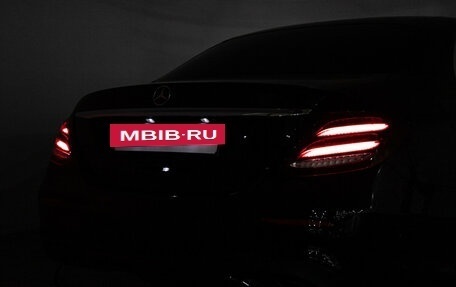 Mercedes-Benz E-Класс, 2019 год, 3 675 000 рублей, 32 фотография