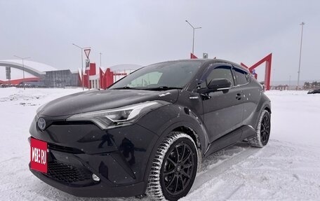 Toyota C-HR I рестайлинг, 2018 год, 2 300 000 рублей, 10 фотография