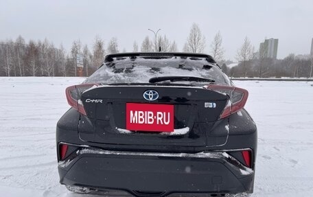 Toyota C-HR I рестайлинг, 2018 год, 2 300 000 рублей, 6 фотография