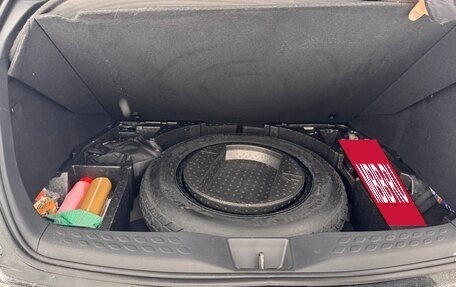 Toyota C-HR I рестайлинг, 2018 год, 2 300 000 рублей, 15 фотография