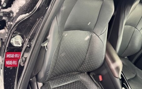 Toyota C-HR I рестайлинг, 2018 год, 2 300 000 рублей, 31 фотография