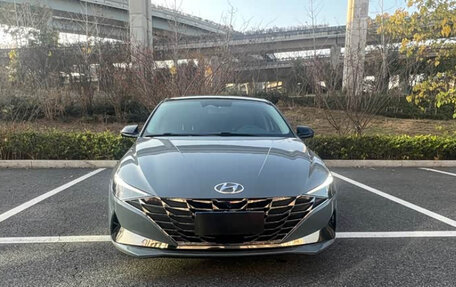 Hyundai Elantra, 2022 год, 1 690 000 рублей, 3 фотография