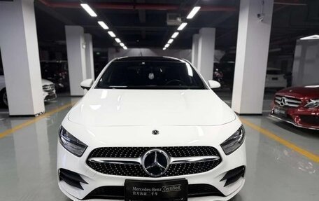 Mercedes-Benz A-Класс, 2022 год, 1 700 006 рублей, 2 фотография