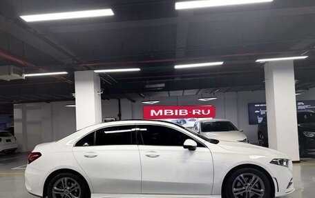 Mercedes-Benz A-Класс, 2022 год, 1 700 006 рублей, 3 фотография