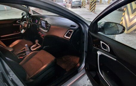 KIA cee'd III, 2020 год, 1 990 000 рублей, 26 фотография