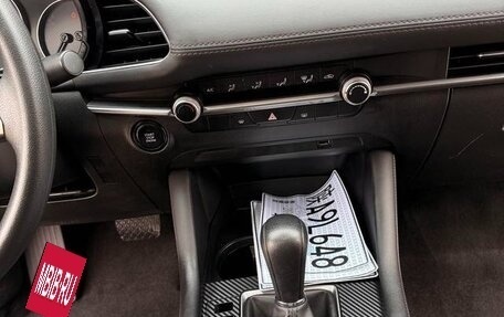 Mazda 3, 2021 год, 1 750 025 рублей, 13 фотография