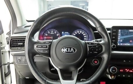 KIA Stonic, 2021 год, 1 350 000 рублей, 7 фотография