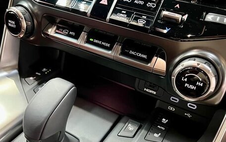 Lexus LX, 2025 год, 27 320 328 рублей, 21 фотография