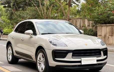 Porsche Macan I рестайлинг, 2024 год, 8 900 000 рублей, 3 фотография