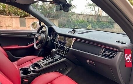 Porsche Macan I рестайлинг, 2024 год, 8 900 000 рублей, 9 фотография